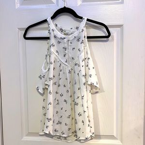 Floral patterned cold shoulder top